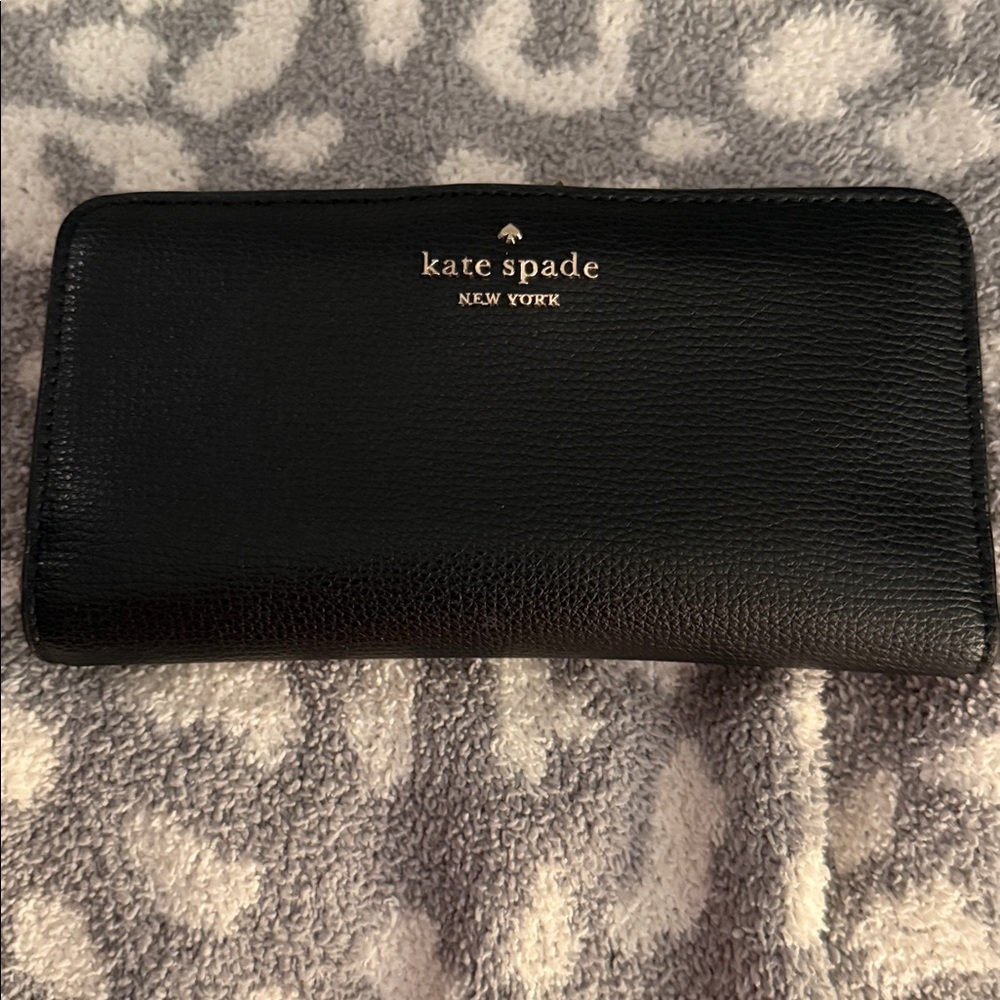 Kate Spade Bailey Slim Black Leather Bifold/Clutch